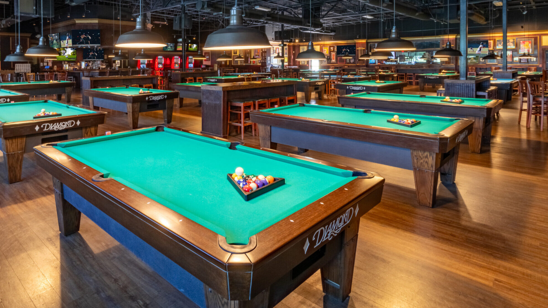 Fast Eddie's Billiards - Braun pool room